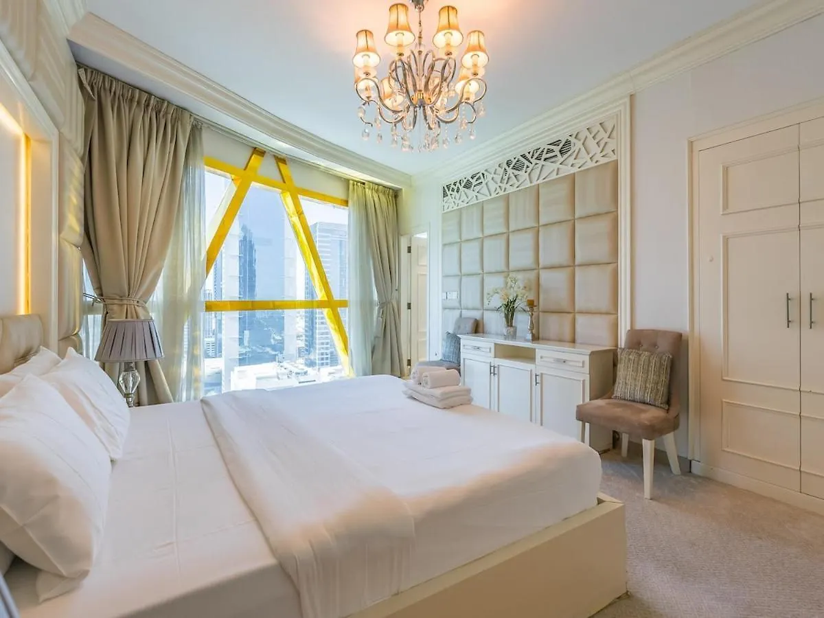 Luxury Spacious Condo In The Iconic Park Towers Dubai